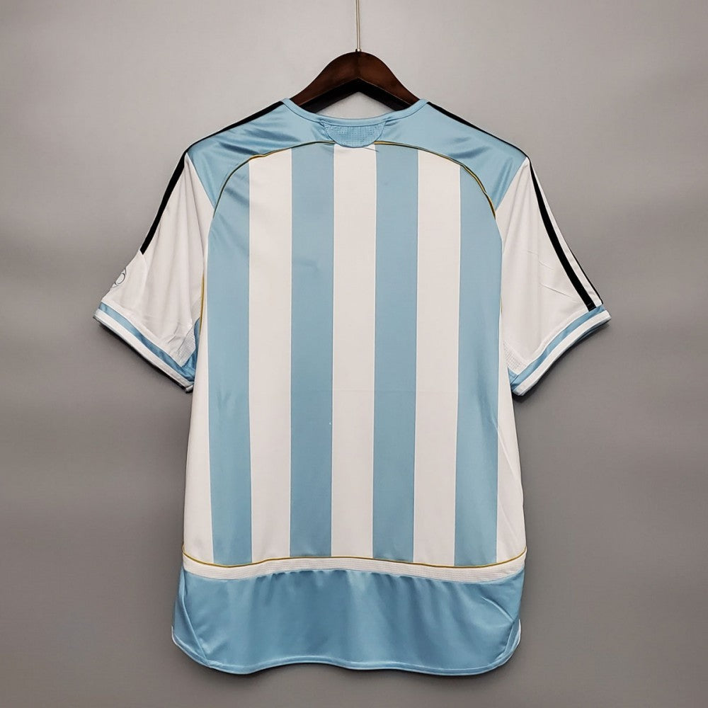 Retro: Argentina Home Kit 05/06