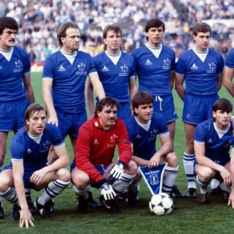 Retro: Everton home shirt 84/85