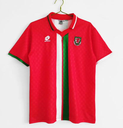 Retro: Wales Home Kit 96/98