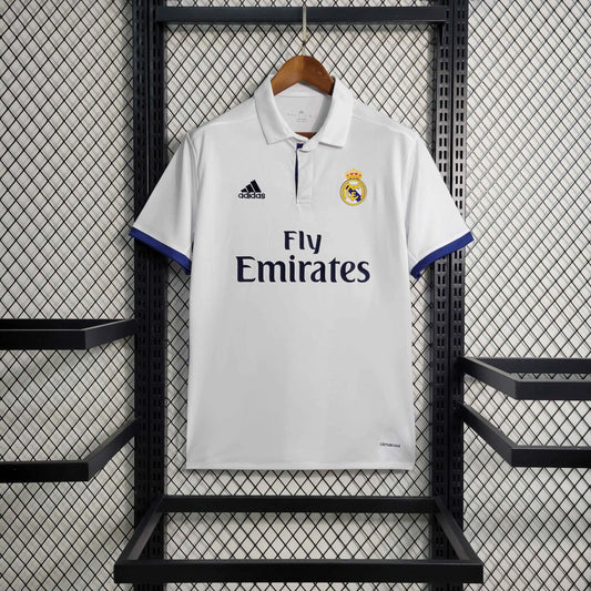 Retro: Real Madrid Home Kit 16/17